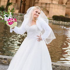 palace of fine arts bride by the water