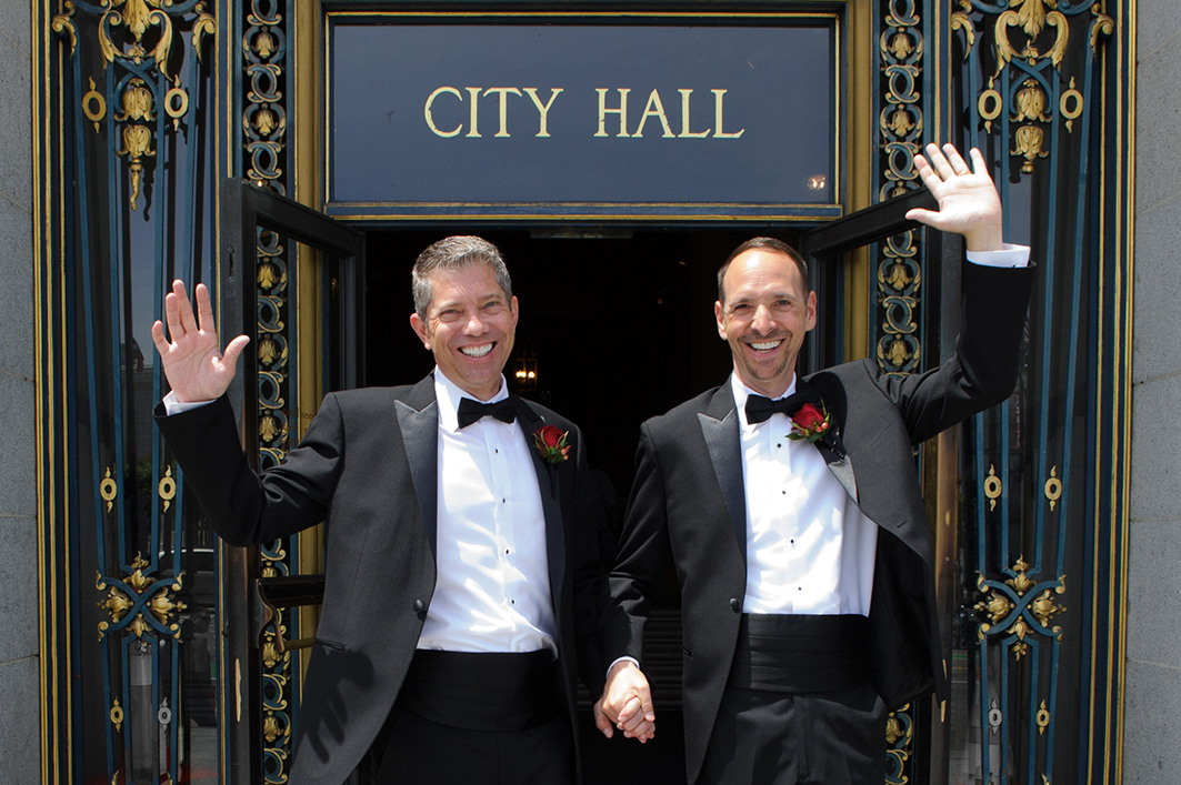 Gay Grooms departing San Francisco City Hall